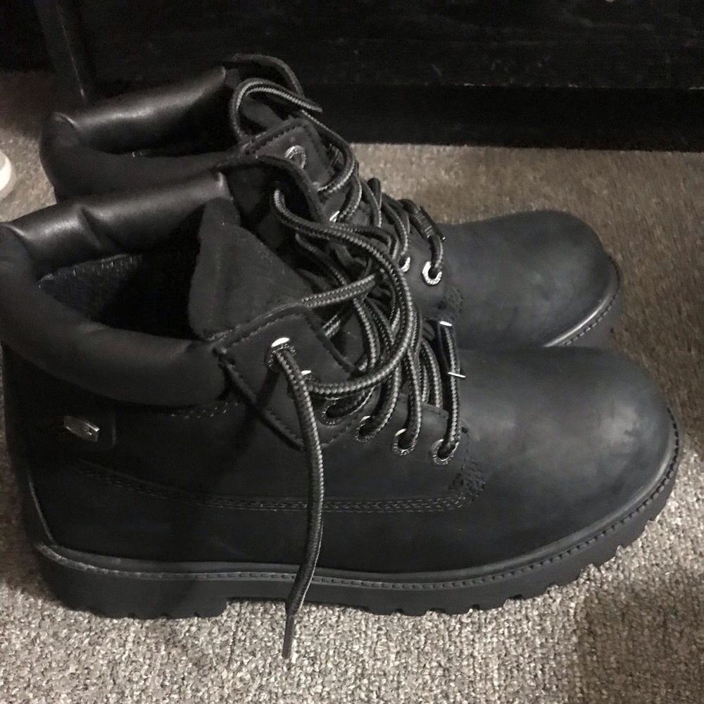 Men’s sketcher boots size 8.5 work twice